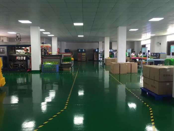 店家高價(jià)賣(mài)蟹拔腿已遭重罰，英碩吸塑廠用良心講話